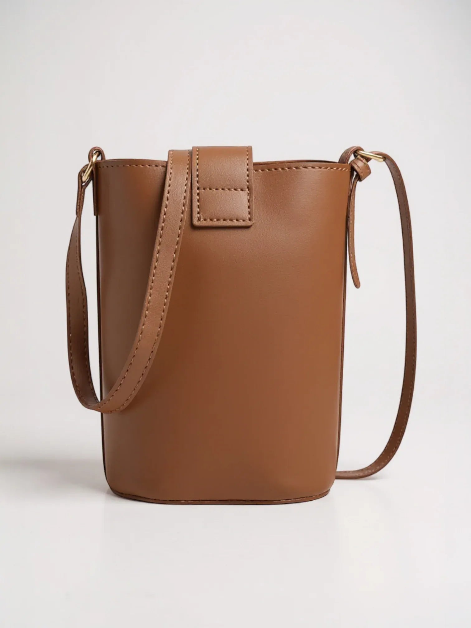 Mini sac seau en cuir vegan Marron