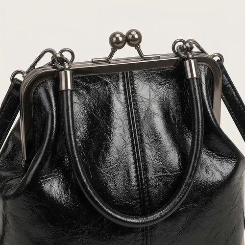 Petit sac à main clipsable en cuir vegan Noir