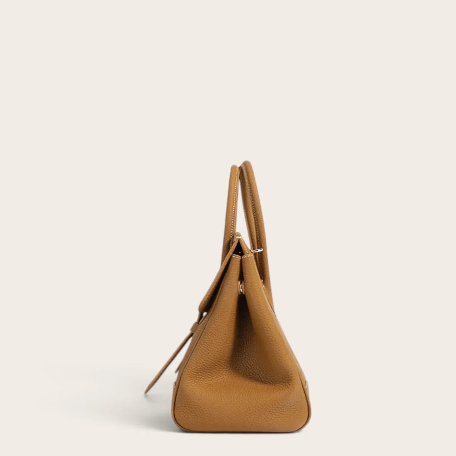 Sac à main cuir grainé rabat sellier Camel