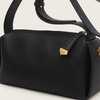 Sac bandoulière oreiller cuir vegan grainé Noir
