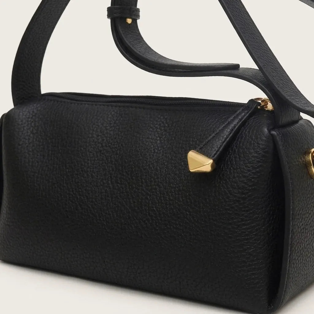 Sac bandoulière oreiller cuir vegan grainé Noir