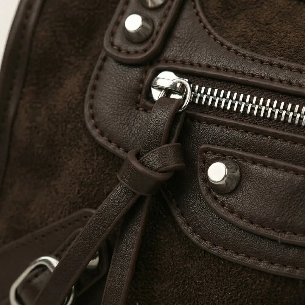 Sac boston rivet biker suédine Café