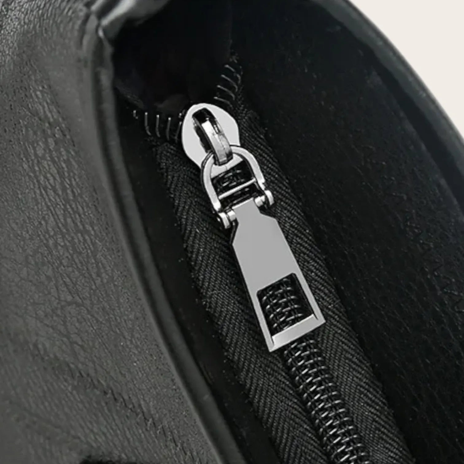 Sac cabas zippé carré Noir