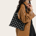 Sac hobo daim vegan clous argentés Noir