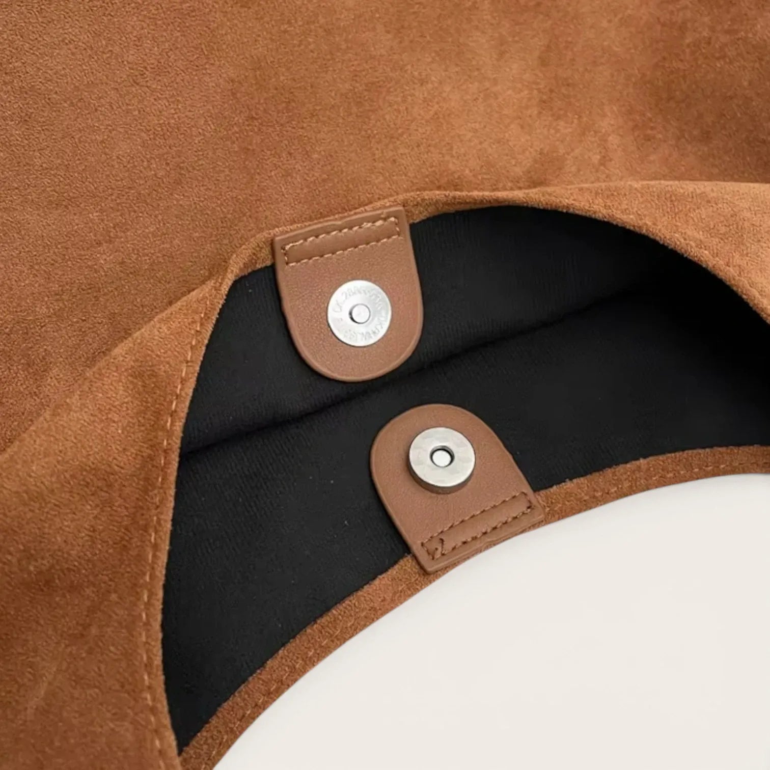 Sac hobo en suédine clipsable Marron
