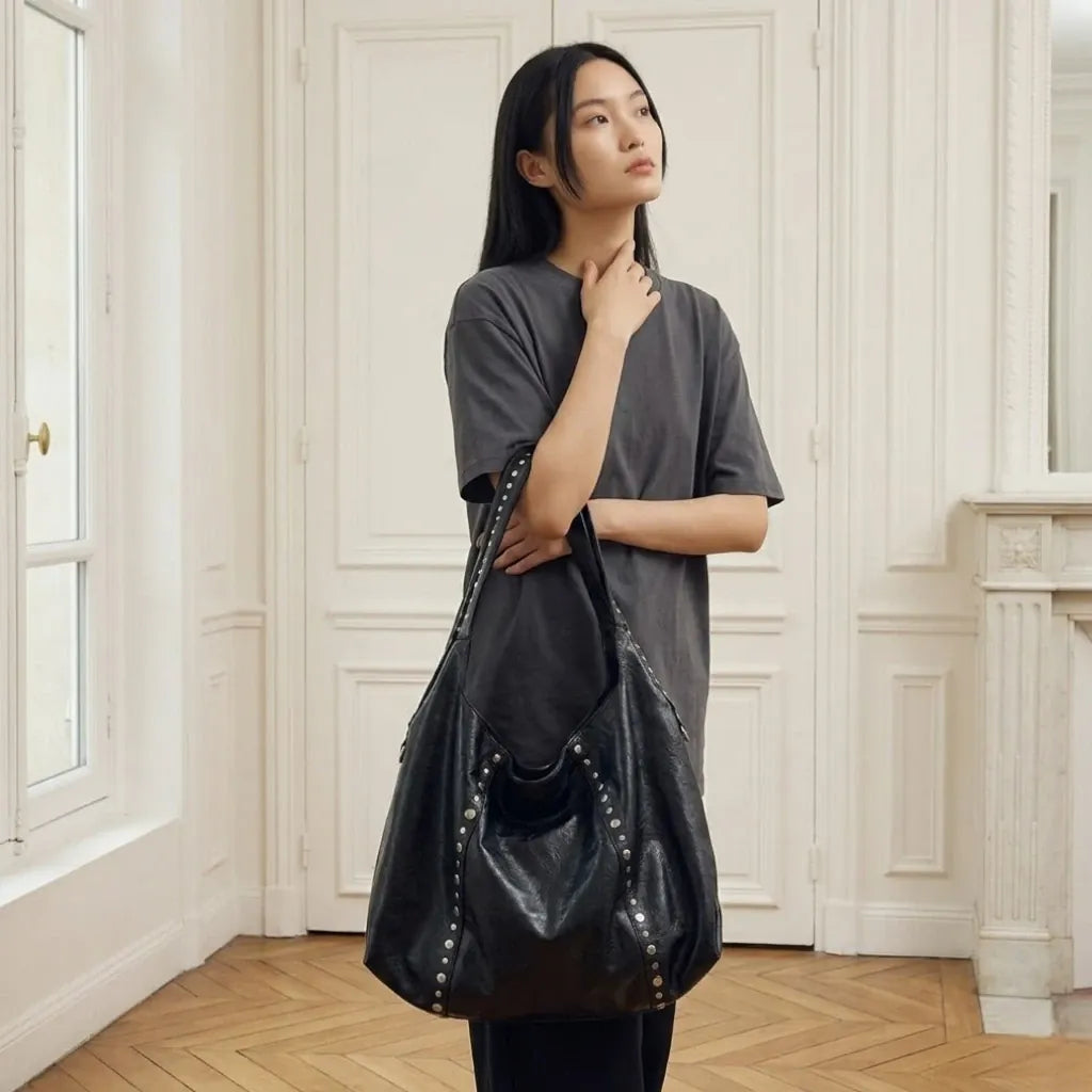 Sac hobo noir similicuir cloutés Noir