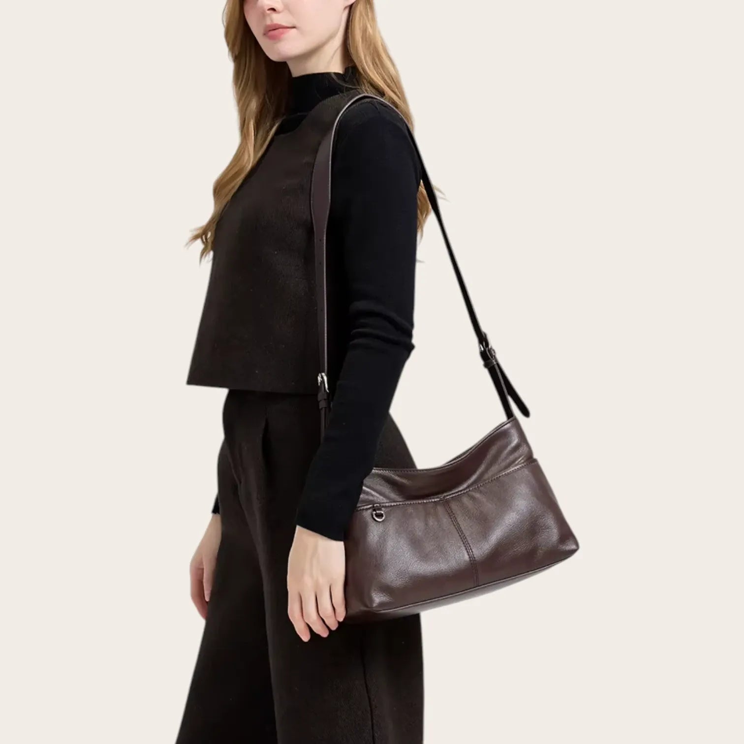 Sac hobo rectangulaire en cuir Café