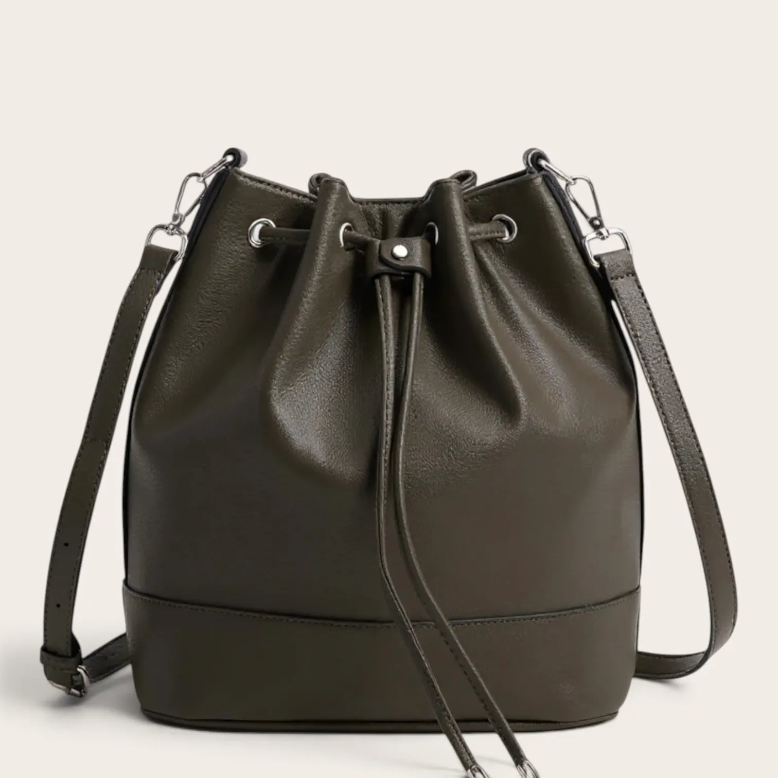 Sac seau cordon similicuir