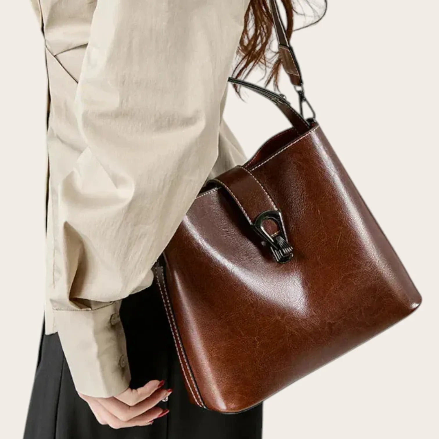 Sac seau en cuir lustré Café
