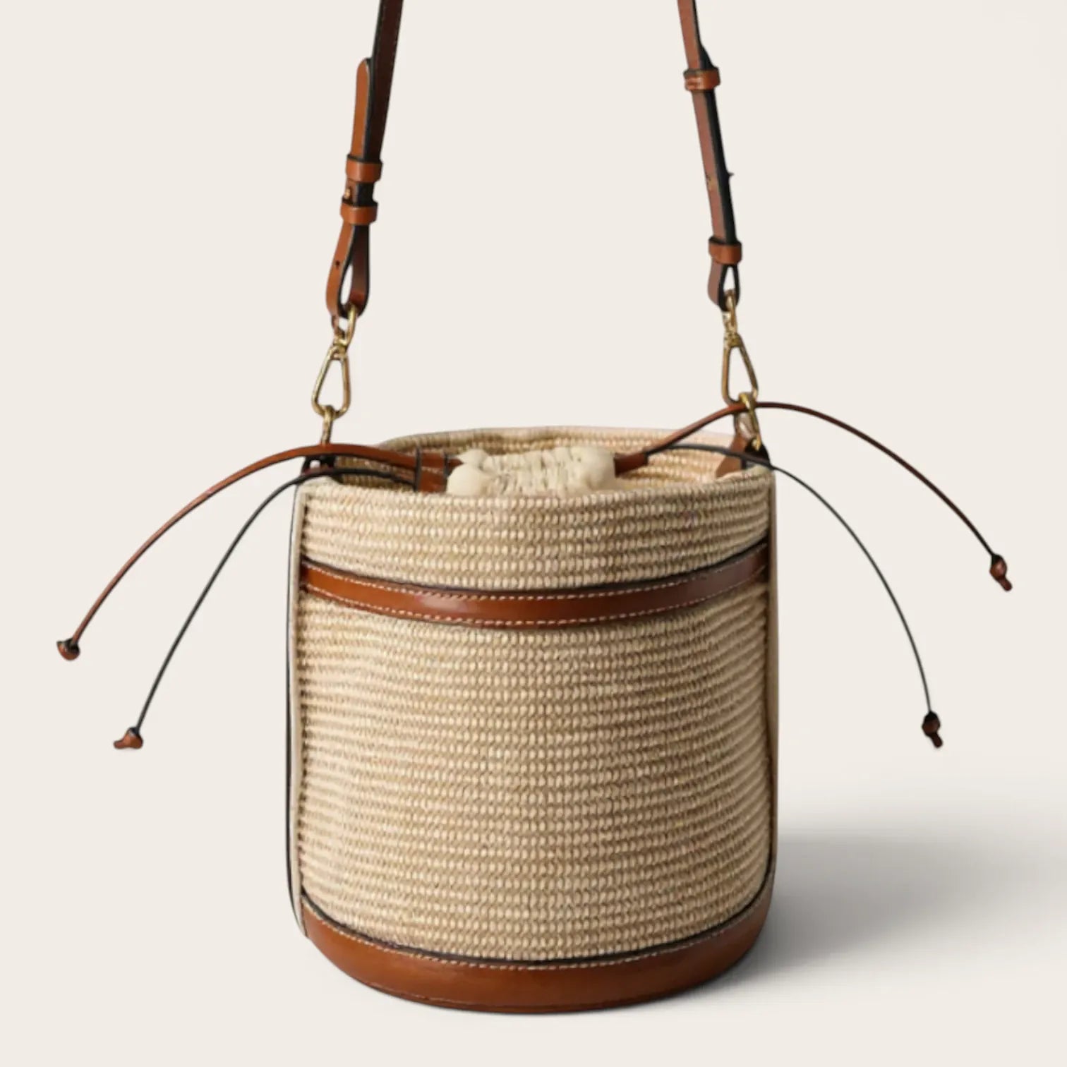 Sac seau paille et cuir