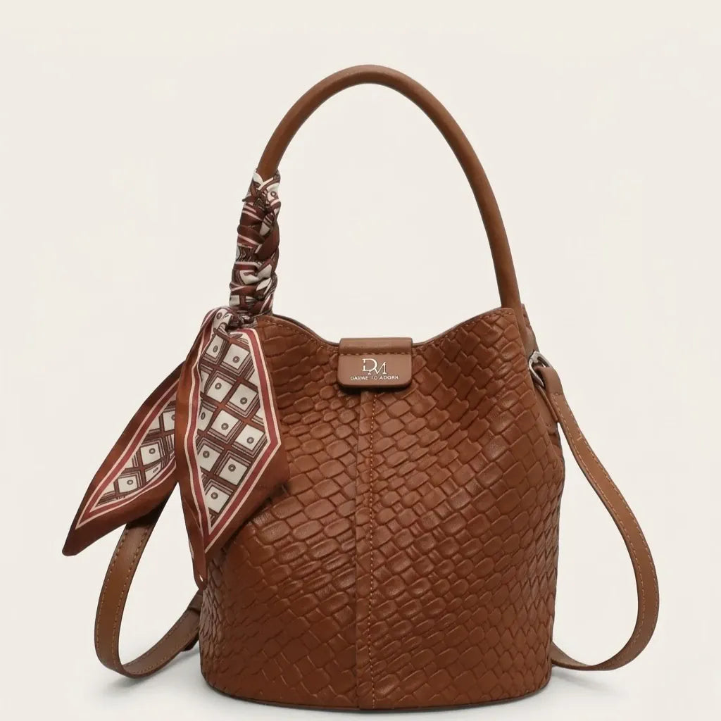 Sac seau tressé