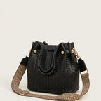 Sac seau tressé en cuir vegan épais Noir