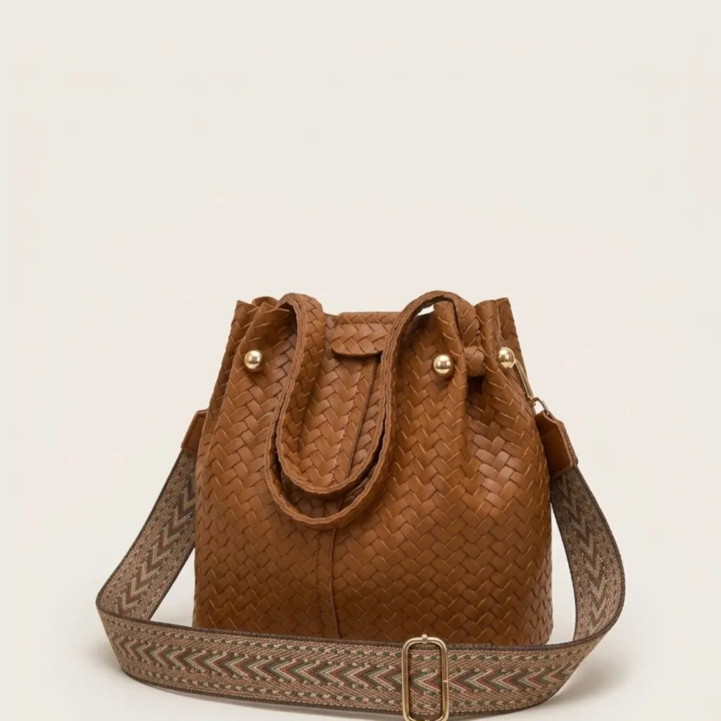 Sac seau tressé en cuir vegan épais Camel